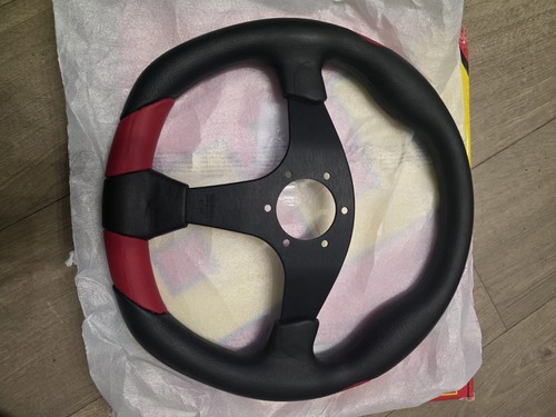 Momo quark 350mm steering - 350mm,