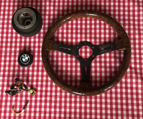 Bmw e46 nardi momo wheel - e46,
